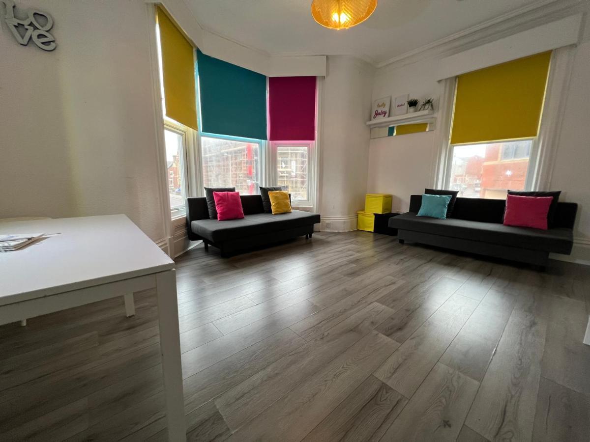 Island 5 Min Walk From Tower Sleeps 12 * Блэкпул
